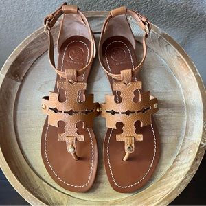 AUTHENTIC | Tory Burch Chandler Logo Sandal